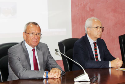 Rete venosa sulla testa del bambino